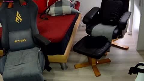 Snapshot of blazinghoney chatting on November 2025 04:17:02 PM Honey online show from November 2025 04:17:02 PM