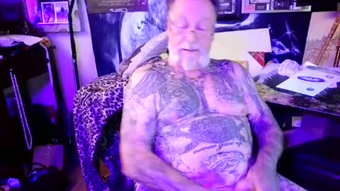 Snapshot of blindsurfer780299 chatting on June 2026 05:03:02 AM blindsurfer780299 online show from June 2026 05:03:02 AM