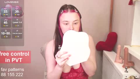 Snapshot of blissful_muse chatting on December 2025 04:34:02 PM Margo online show from December 2025 04:34:02 PM