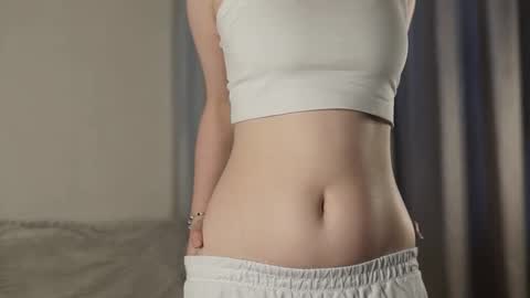 Snapshot of blissvibe chatting on September 2025 01:46:01 PM Mila online show from September 2025 01:46:01 PM