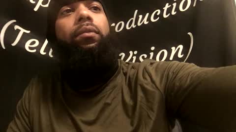 Snapshot of blksurfher chatting on January 2025 12:37:02 AM blksurfher online show from January 2025 12:37:02 AM