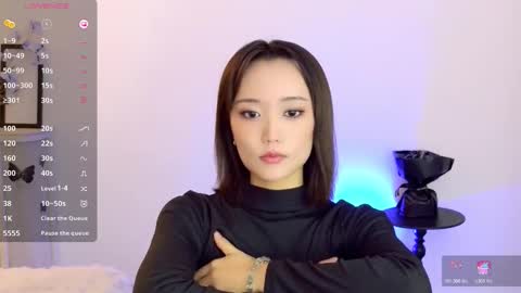 YoYo online show from November 2025 03:01:01 AM