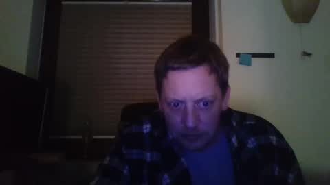 Snapshot of blonde32m chatting on January 2025 11:52:02 PM blonde32m online show from January 2025 11:52:02 PM