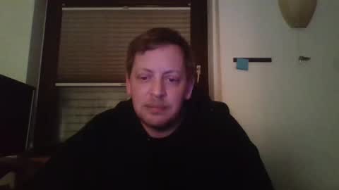 Snapshot of blonde32m chatting on February 2025 11:20:01 PM blonde32m online show from February 2025 11:20:01 PM