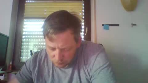 Snapshot of blonde32m chatting on October 2025 11:55:02 AM blonde32m online show from October 2025 11:55:02 AM