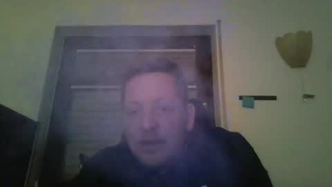 Snapshot of blonde32m chatting on November 2025 11:36:02 PM blonde32m online show from November 2025 11:36:02 PM