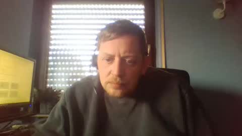 blonde32m online show from April 2026 01:38:02 PM