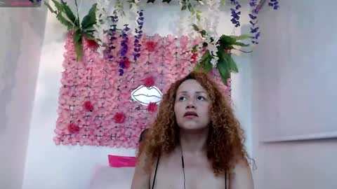 Snapshot of blonde_squirt_ chatting on February 2025 03:18:01 AM blonde_squirt_ online show from February 2025 03:18:01 AM