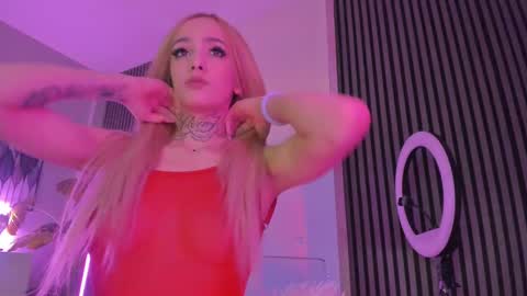 blondie_muller online show from March 2025 08:27:01 PM