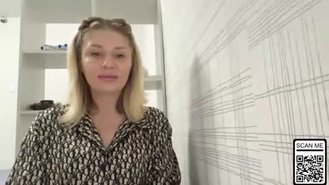 blondie_xoxoxo online show from November 2025 06:56:02 AM