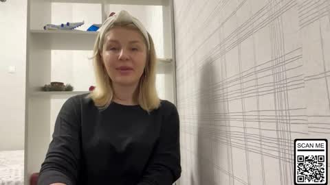 blondie_xoxoxo online show from November 2025 02:50:02 PM