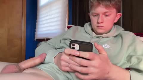 Snapshot of blondiedicks1 chatting on January 2026 04:55:01 PM blondiedicks1 online show from January 2026 04:55:01 PM