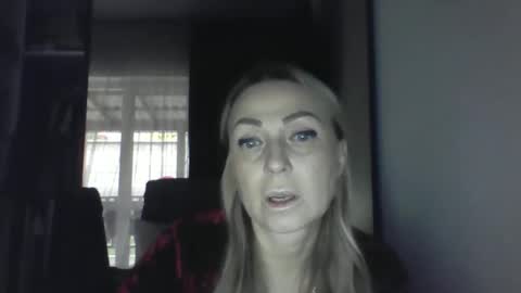 Iren online show from November 2025 09:20:01 AM