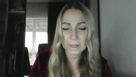 Iren online show from November 2025 12:59:02 PM