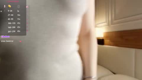 blondoll online show from April 2026 01:27:01 AM