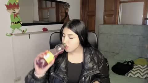 Snapshot of bloom_flower1 chatting on December 2025 03:00:01 AM bloom_flower1 online show from December 2025 03:00:01 AM