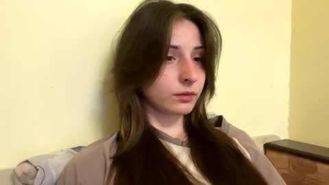 bloomsakuraa online show from April 2026 05:18:01 PM