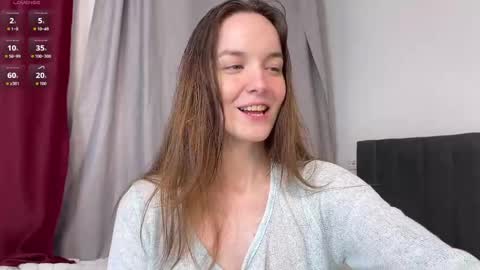 Snapshot of bloomyblue chatting on May 2026 08:15:01 PM bloomyblue online show from May 2026 08:15:01 PM