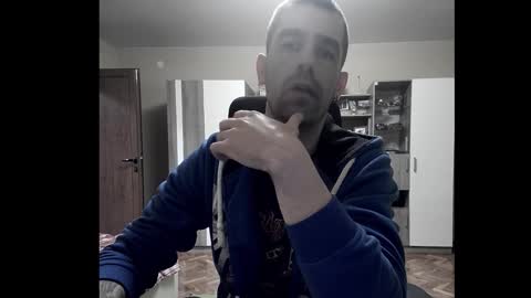 Runaway online show from February 2026 04:10:02 PM