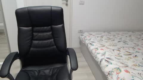 Juliet online show from November 2025 05:14:01 PM