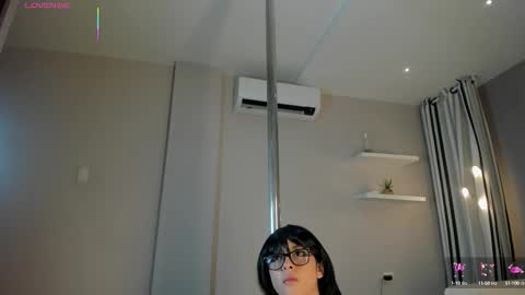 Snapshot of blue_sixx chatting on October 2025 09:14:01 PM blue_sixx online show from October 2025 09:14:01 PM