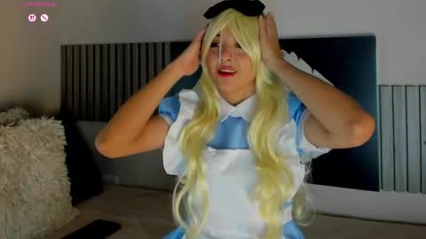 Snapshot of blue_sixx chatting on October 2025 10:21:02 PM blue_sixx online show from October 2025 10:21:02 PM