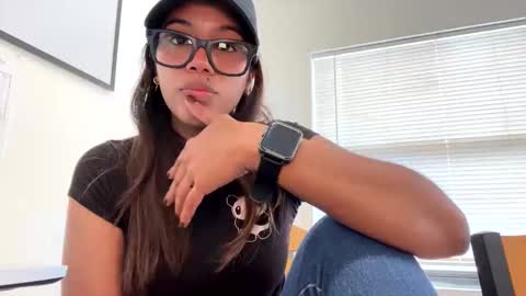 Snapshot of blueaby1 chatting on September 2025 03:06:02 PM blueaby1 online show from September 2025 03:06:02 PM