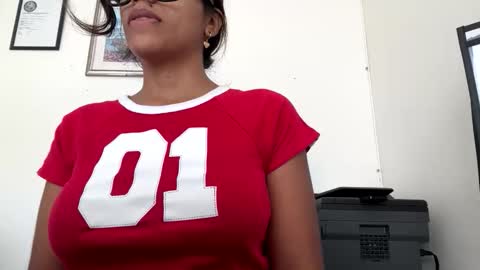 Snapshot of blueaby1 chatting on October 2025 05:47:03 PM blueaby1 online show from October 2025 05:47:03 PM