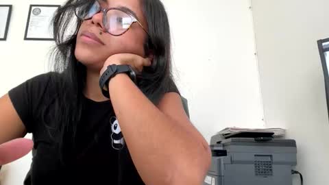 Snapshot of blueaby1 chatting on November 2025 05:34:02 PM blueaby1 online show from November 2025 05:34:02 PM