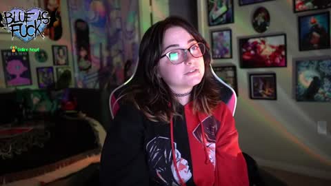 Blue online show from December 2024 02:01:02 AM