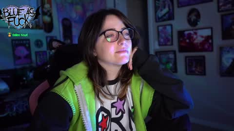 Blue online show from January 2025 03:12:02 AM