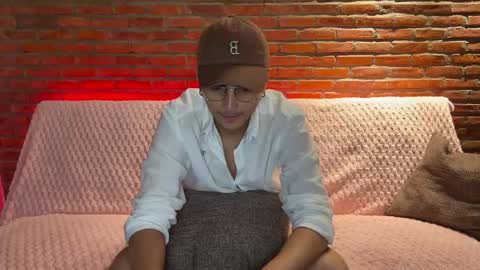 Snapshot of bluedaan chatting on June 2026 01:41:02 AM Daan online show from June 2026 01:41:02 AM
