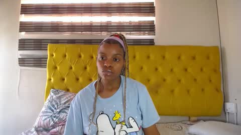 Tee online show from February 2025 12:03:02 PM