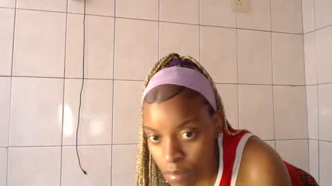 Tee online show from March 2025 01:07:01 PM