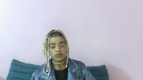 Tee online show from September 2025 12:51:01 PM