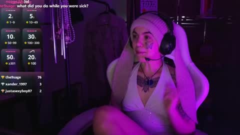 Blue online show from February 2025 08:06:02 AM