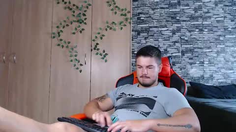 blueeyeboy0 online show from February 2026 07:28:01 AM