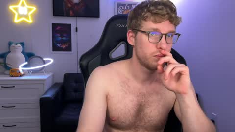 blueeyedtallguy online show from December 2024 08:01:02 AM