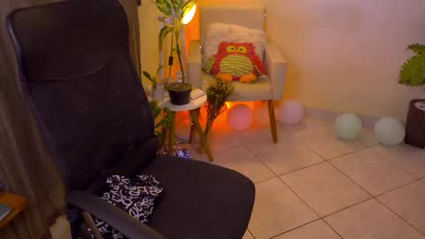 FLORAA online show from April 2026 06:48:02 PM