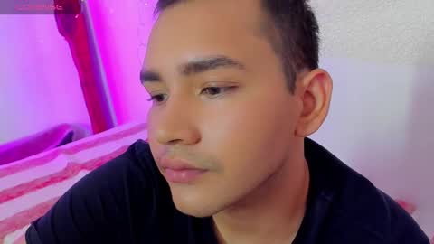 alexander online show from December 2025 02:39:01 AM