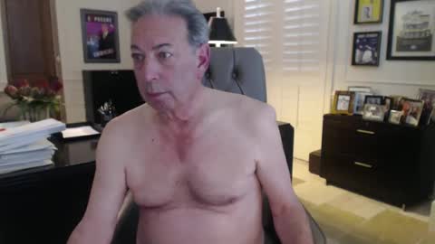 Snapshot of blueisles chatting on January 2025 09:26:01 PM blueisles online show from January 2025 09:26:01 PM