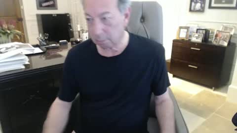 Snapshot of blueisles chatting on February 2025 05:16:01 PM blueisles online show from February 2025 05:16:01 PM