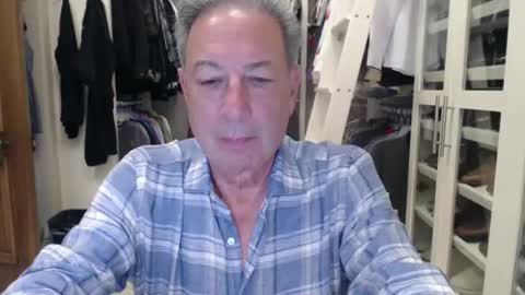 Snapshot of blueisles chatting on November 2025 06:57:01 PM blueisles online show from November 2025 06:57:01 PM