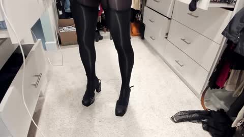 Snapshot of bluekenyi88 chatting on January 2025 10:21:01 PM Blue Kenyi online show from January 2025 10:21:01 PM