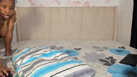 Snapshot of blueyivy chatting on December 2024 12:30:01 PM Babygirl online show from December 2024 12:30:01 PM