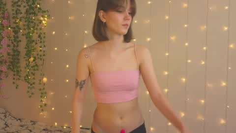 Snapshot of blush_and_breathe chatting on May 2026 06:43:02 AM blush_and_breathe online show from May 2026 06:43:02 AM