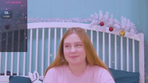 Snapshot of blush_ellie chatting on January 2025 05:38:01 PM Ellie3 online show from January 2025 05:38:01 PM