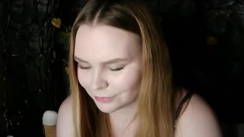 blushing_star online show from March 2026 04:00:02 PM