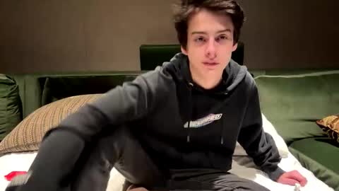 Snapshot of bluskyzz chatting on February 2025 02:19:01 AM BluSky online show from February 2025 02:19:01 AM