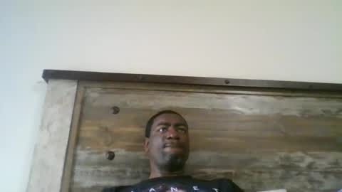 bluuthunder1914 online show from December 2024 06:10:02 PM